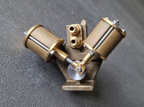 Brass steam engine - brass, engine.