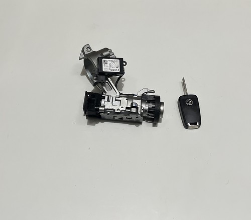 Vauxhall corsa e lock - vauxhall,