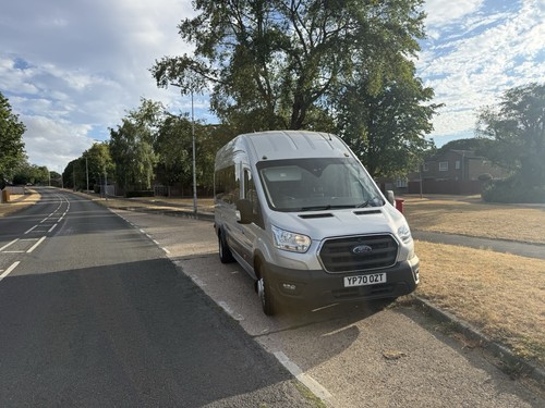 Ford transit 460 minibus - 460,