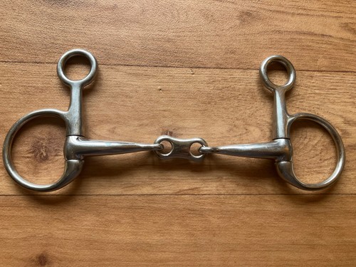 French link hanging cheek - french,
