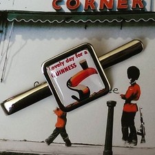 Unique! GUINNESS TOUCAN TIE