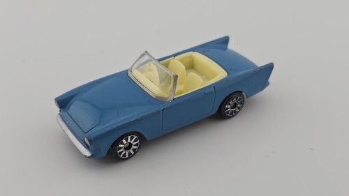 James bond shell - james,