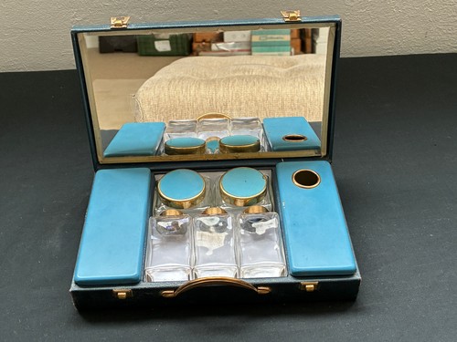 Sirram vintage vanity - , travel