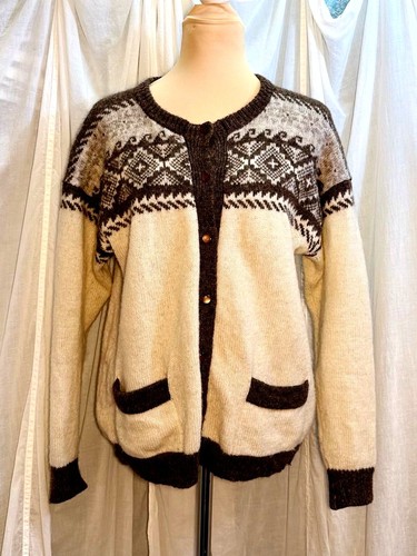 Vintage 80s new zealand wool - vintage,