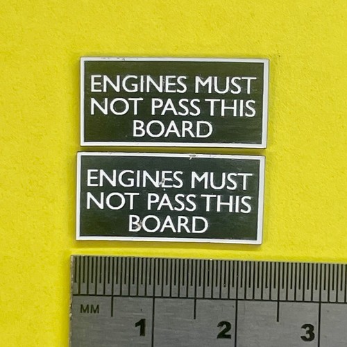Gauge 7mm model railway - o, twin