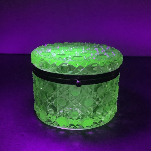 Vintage green hobnail glass - green,