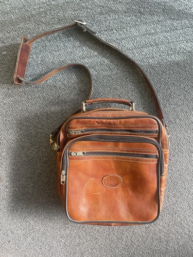 Vintage leather small satchel - vintage,