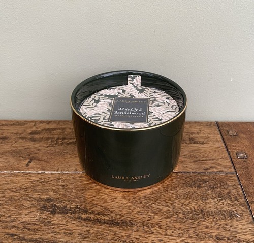 Laura ashley candle white lily - ashley,