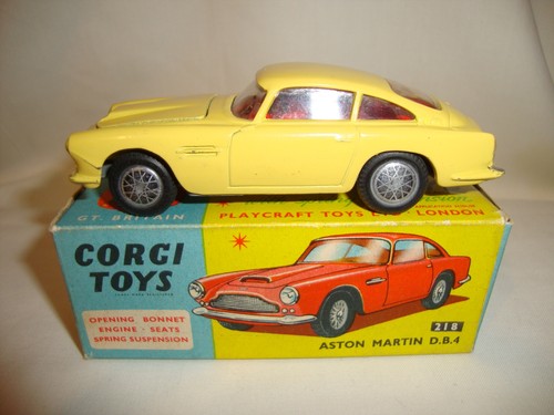 Corgi toys 218 aston martin - corgi,
