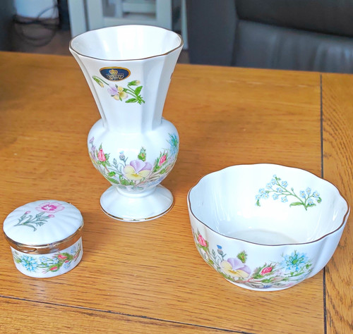 Aynsley wild tudor fine bone - aynsley,
