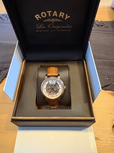 Rotary watch with brown - rotary,