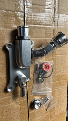 Upper coolant housing straight - upper,
