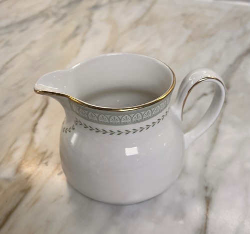 Royal doulton creamer sugar - doulton,