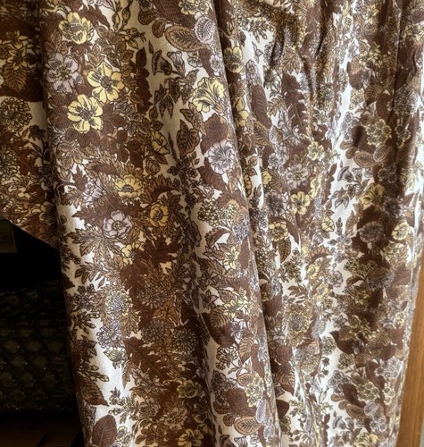 Single long door curtain - ,