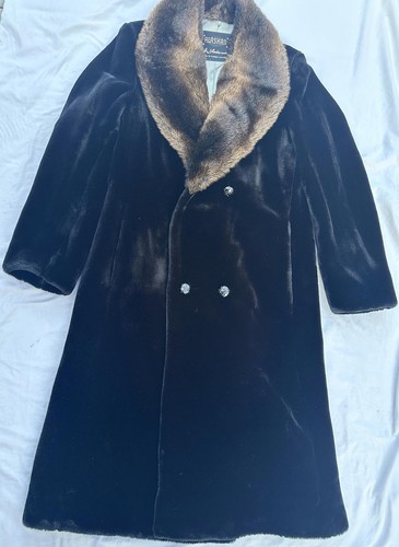 Beautiful alaskan faux fur - faux,