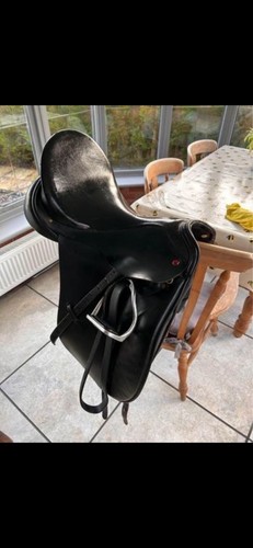 Albion slk dressage saddle - albion,