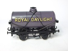 Ace Trains O gauge  Royal Daylight oil tanker wagon in mint condition