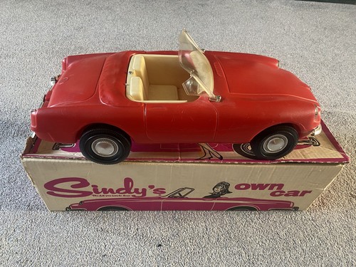 Vintage sindy car with