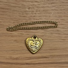 Vintage 1970s Pedigree Sindy Doll S-heart gold tone Necklace
