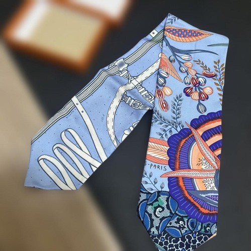 Hermes reversible twilly scarf - hermes,