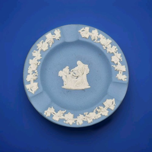 Wedgwood jasperware blue and - blue,