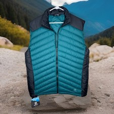 NWT Salomon Essential Xwarm