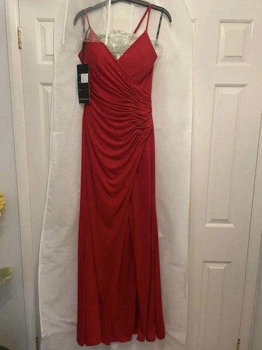 Bnwt mascara red - red, /