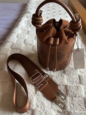 Stunning Ted Baker Tyahla