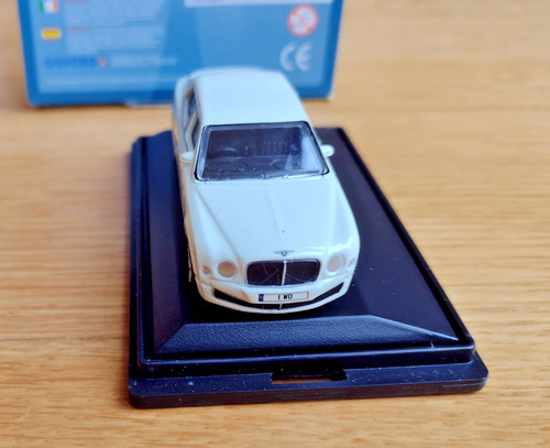 Oxford diecast bentley - oxford,