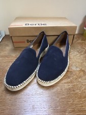 Bertie Grasp Casual Flat Shoes