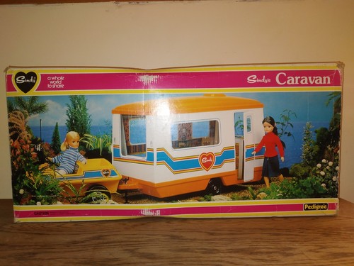 1980s sindy foldable caravan - 1980s,