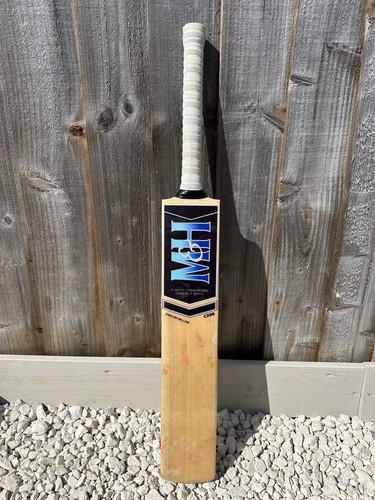 Uzi cricket bat - uzi,
