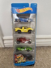 Team Hot Wheels City Lets Race