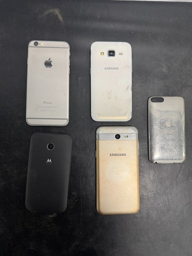 Lot smartphones ipod - lot, of