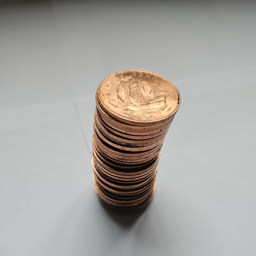 Half penny elizabeth - half,