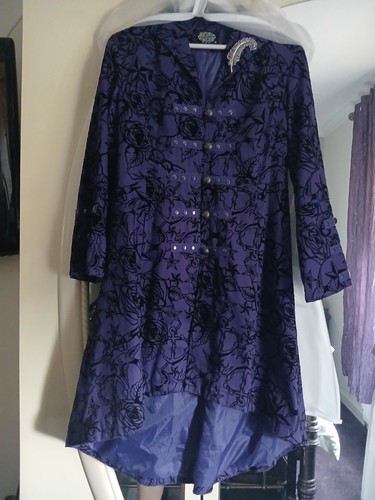Dress coat lable size 14 - lable,