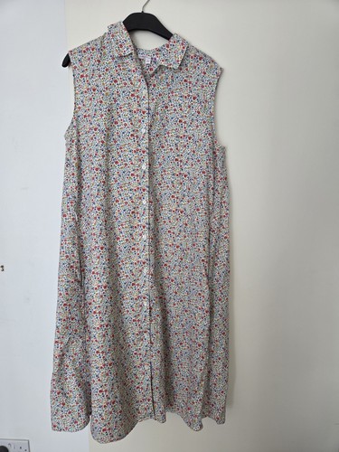 Uniqlo liberty sleeveless - liberty,