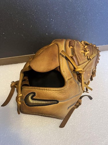 Auth baseball glove - baseball, nike