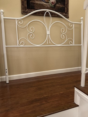 White headboard queen