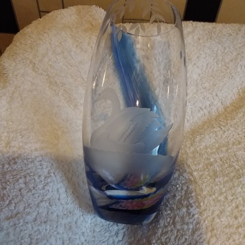 Caithness glass etched swan - glass,