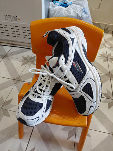 Avia mens white navy low - mens, top