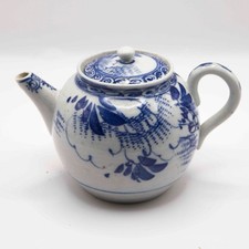 Antique Sometsuke Teapot Imari