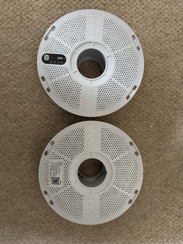 Empty reusable spools - spools, white