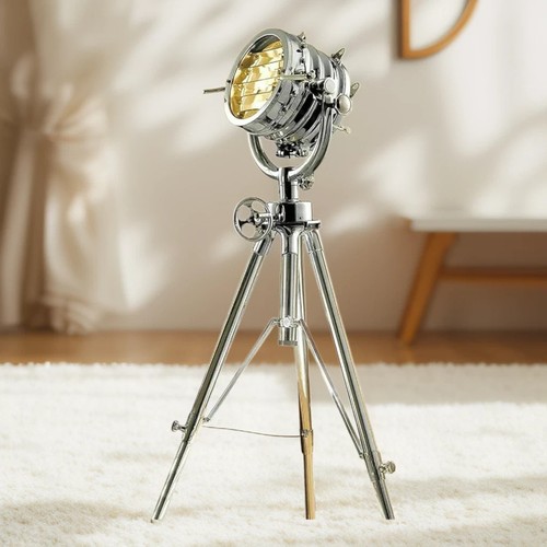 Large spotlight restoration - spotlight,