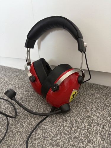 Thrustmaster scuderia ferrari - thrustmaster,