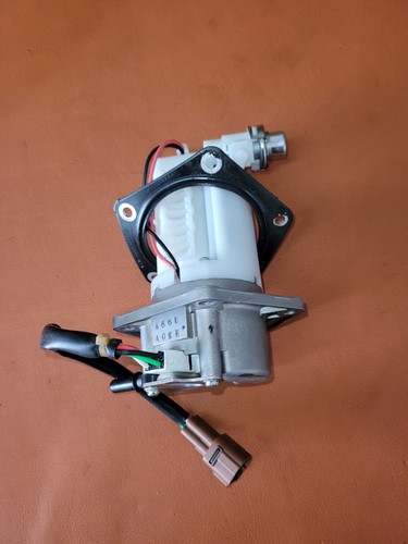 Ktm duke 690 - 690, pump