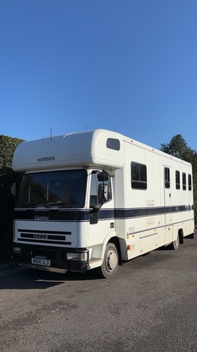 Tonne horsebox built buy - horsebox,
