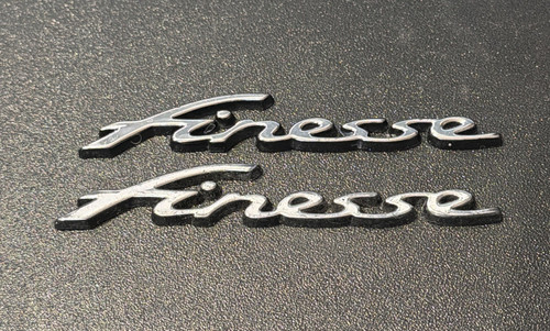 Ford fiesta finesse car - fiesta, badges