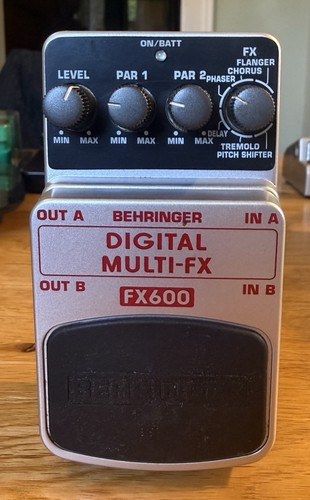 Behringer fx600 digital - behringer,