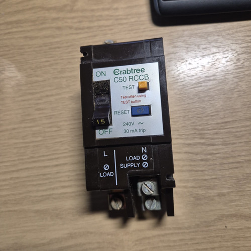 Crabtree c50 rccb test - crabtree, 240v